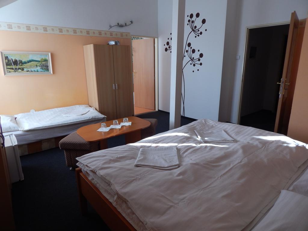 Penzion U Kasnych Mníšek pod Brdy Dış mekan fotoğraf
